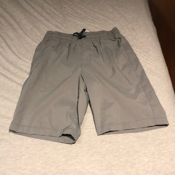 Old navy kids shorts size large - Picture 1 of 3